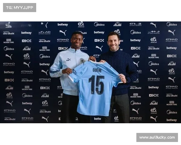 曼城新援格伊入选欧冠A名单 与胡桑诺夫共筑后防深度 曼城新援格伊入选欧冠A名单 与胡桑诺夫共筑后防深度